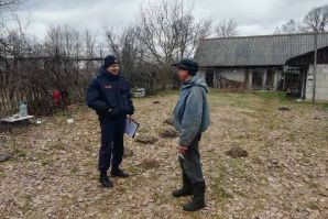 В Опольском сельсовете сотрудники Ивановского РОЧС напомнили жителям о безопасности