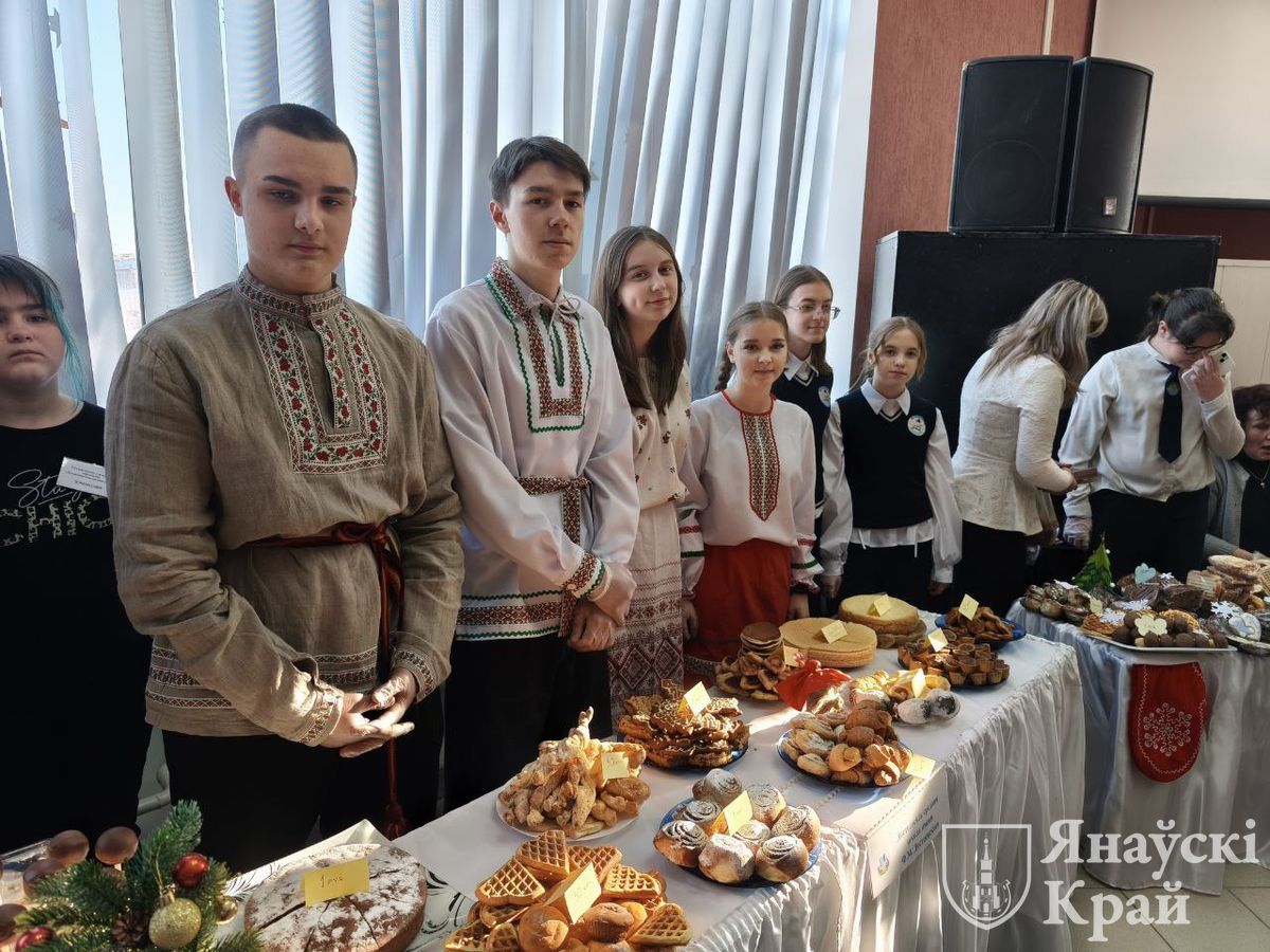 Благотворительная выставка-продажа кондитерских изделий проходит в Иваново